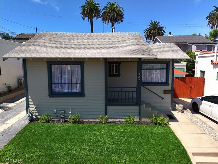 Property Photo:  329 Eliot Lane  CA 90814 