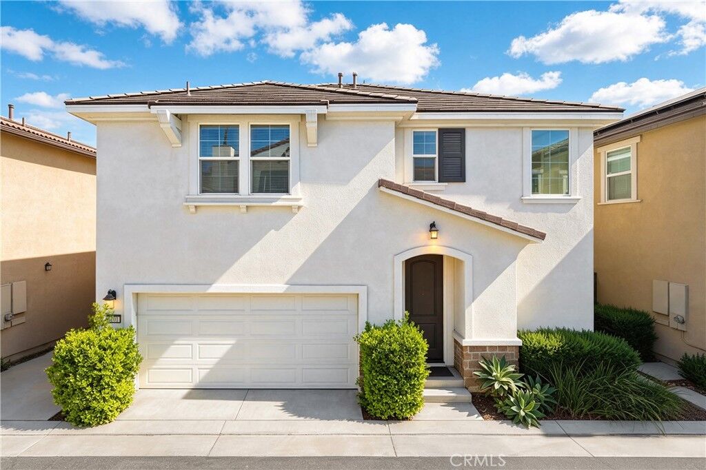 Property Photo: 6101 Sendero CA 92880