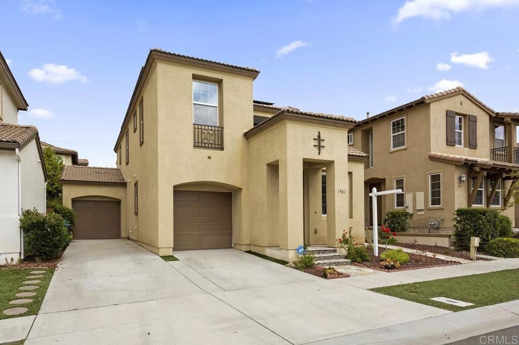 Property Photo: 7962 Brooke Vista Lane CA 92129