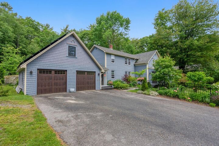 Property Photo:  20 High Street  ME 04530 