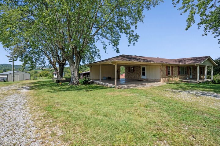 Property Photo:  341 Horseshoe Bend Ln  TN 38560 
