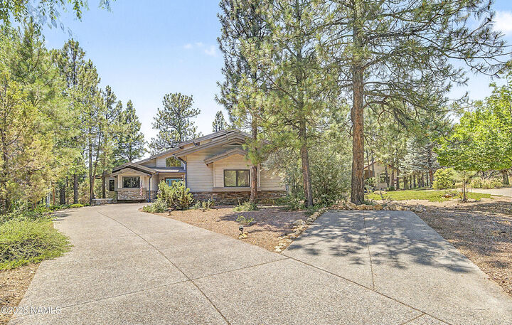Property Photo:  2644 N Sandstone Way  AZ 86004 