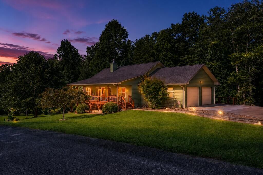 Property Photo:  240 Charles Lane  GA 30560 