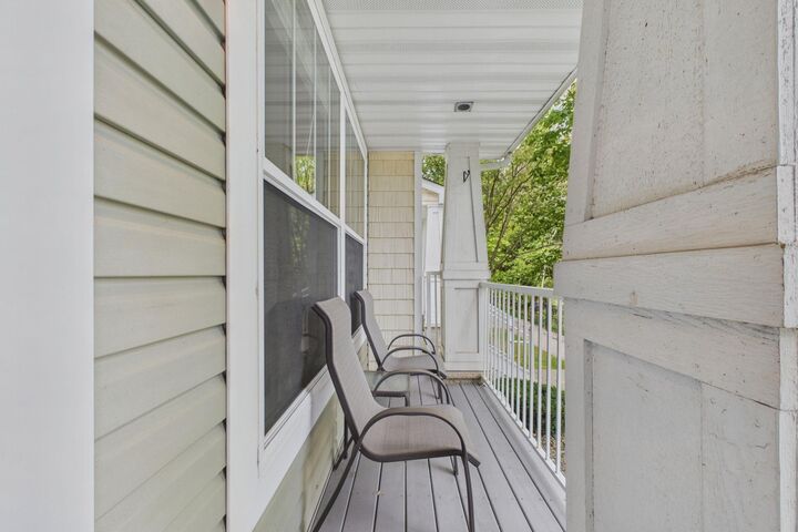 Property Photo:  1240 County Road D E 3  MN 55109 