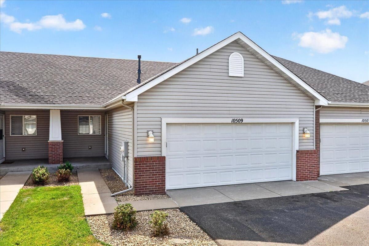 Property Photo: 10509 64th Lane NE MN 55301