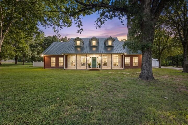 Property Photo:  22205 N US Highway 69  TX 75773 