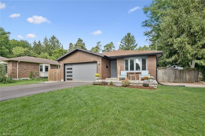 Property Photo: 380 Lexington Road ON N2K 2K2