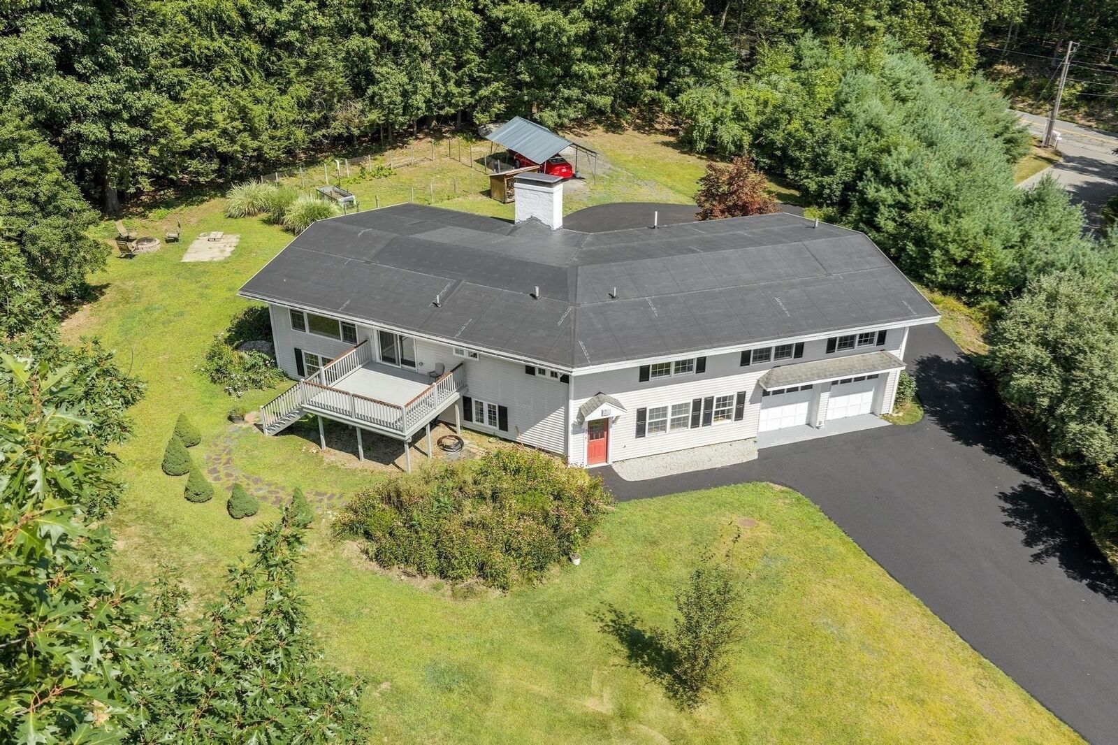 Property Photo:  2 Reed Lane  MA 01460 