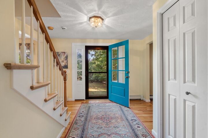 Property Photo:  8 Bush Road  MA 01749 