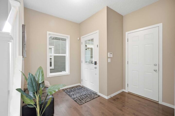 Property Photo: 366 Kings Heights Drive SE AB T4A 0S2