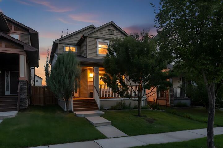 Property Photo: 66 Reunion Grove NW AB T4B 0Z2