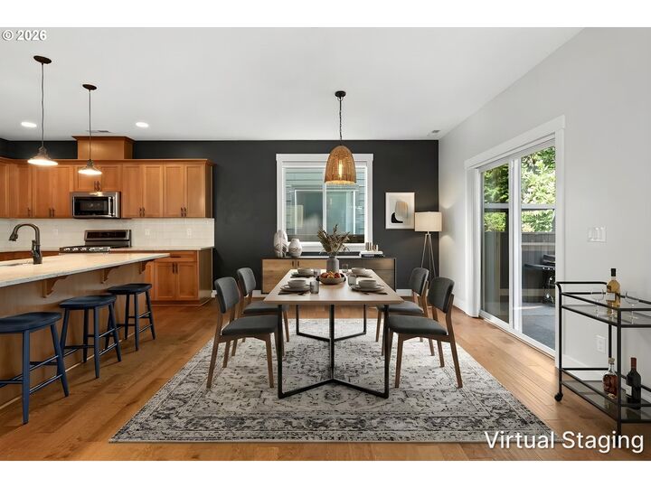 Property Photo:  28537 Greenway Dr  OR 97070 