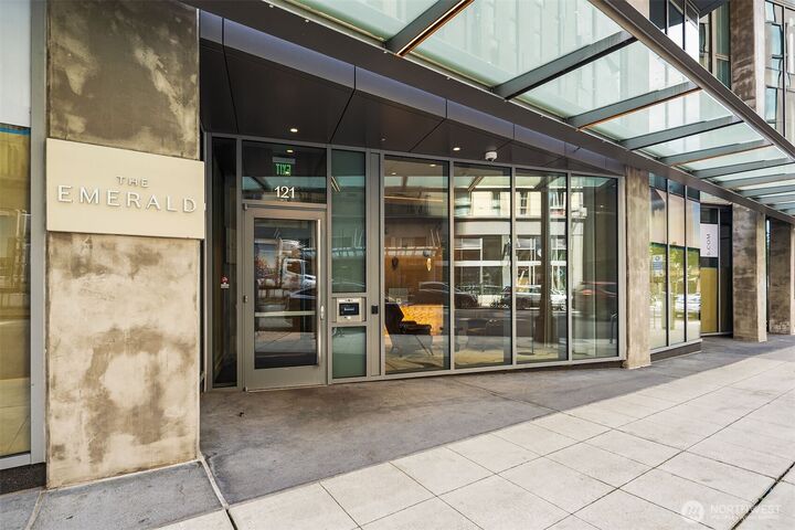 Property Photo:  121  Stewart Street 908  WA 98101 