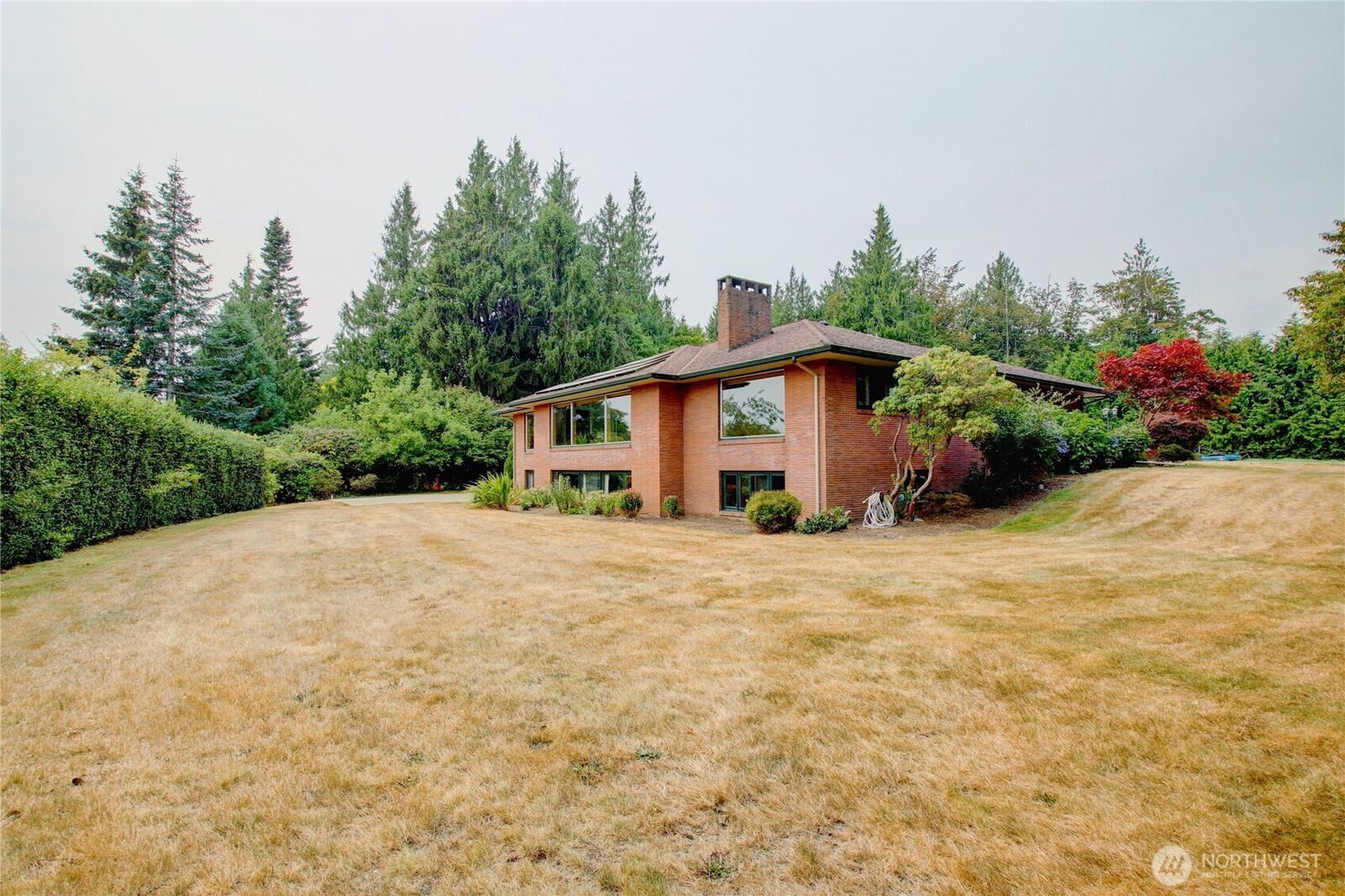 Property Photo:  916 N Township Street  WA 98284 