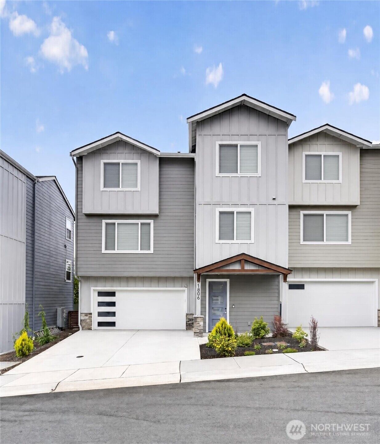 Property Photo: 1806 25th Street WA 98290
