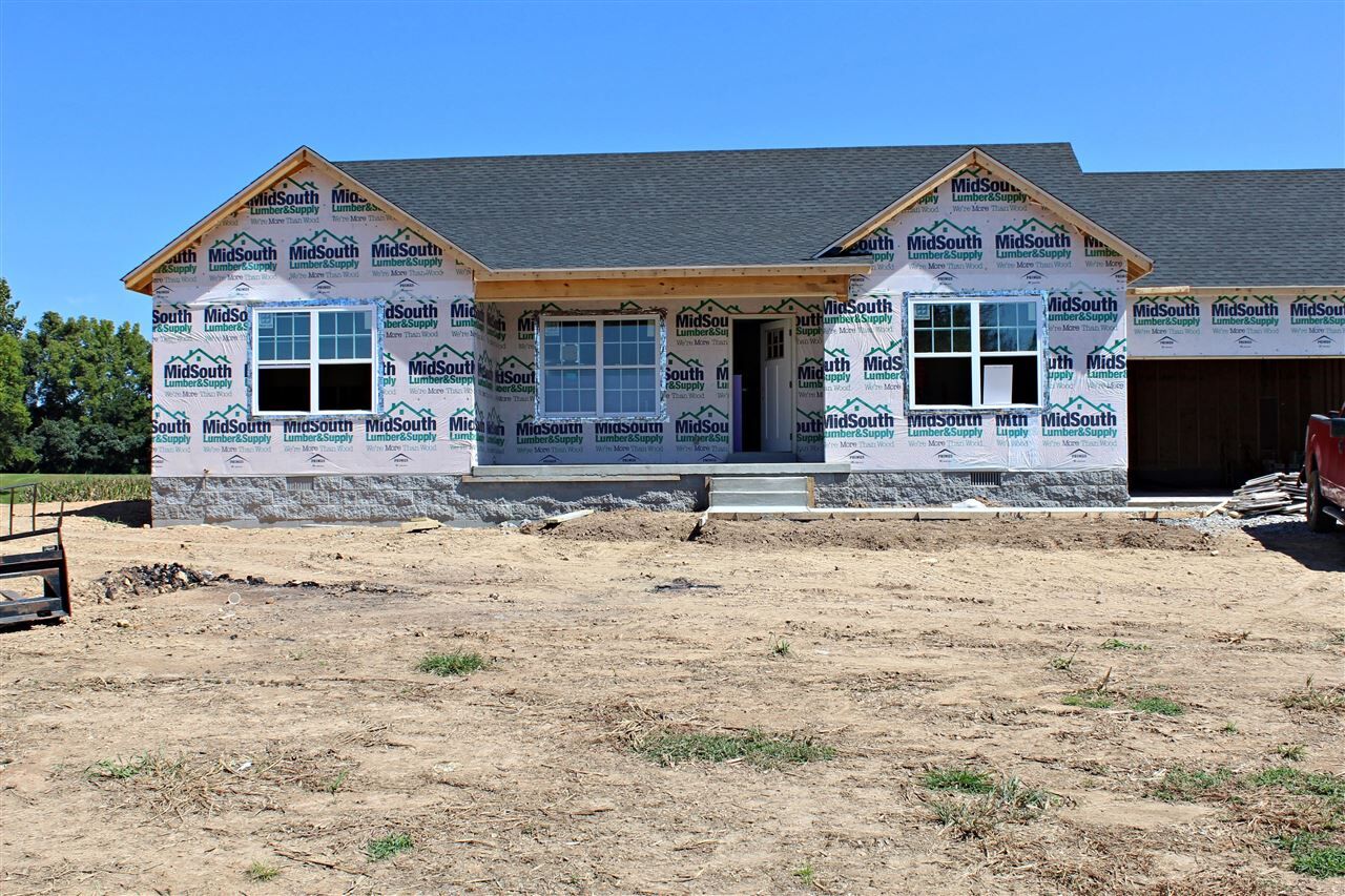 Property Photo:  3912 Cemetary Road  KY 42164 