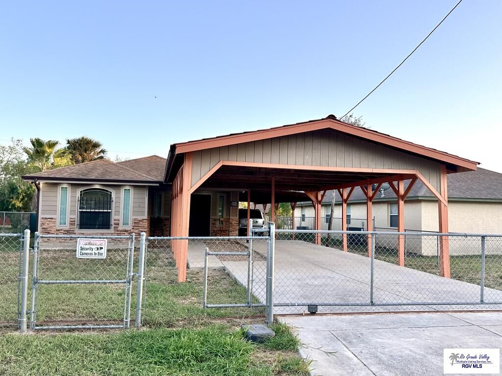 Property Photo:  311 W 9th St.  TX 78566 