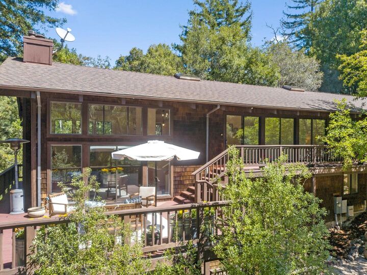 Property Photo:  301 Canyon Oaks  CA 95065 