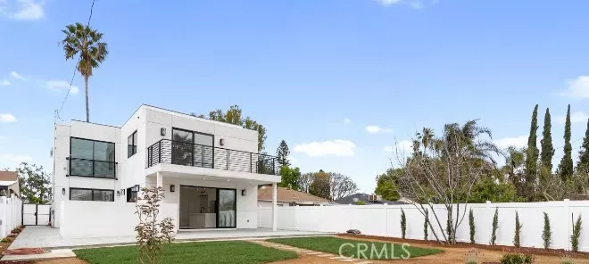 Property Photo: 6830 N Lubao Avenue CA 91306
