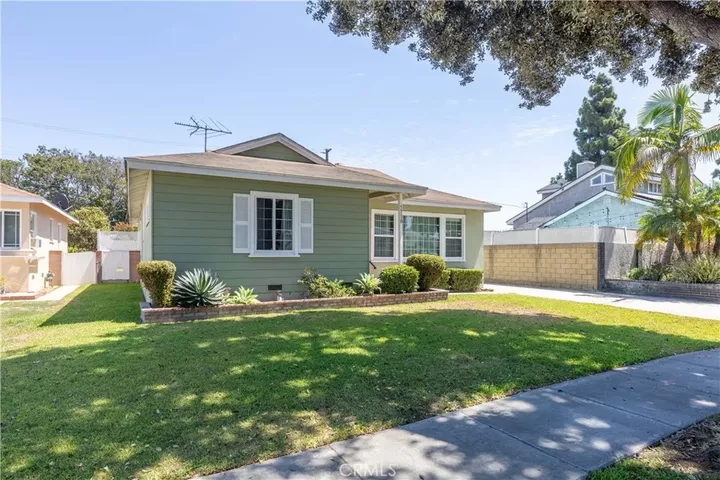 Property Photo:  5710 Faust  CA 90713 