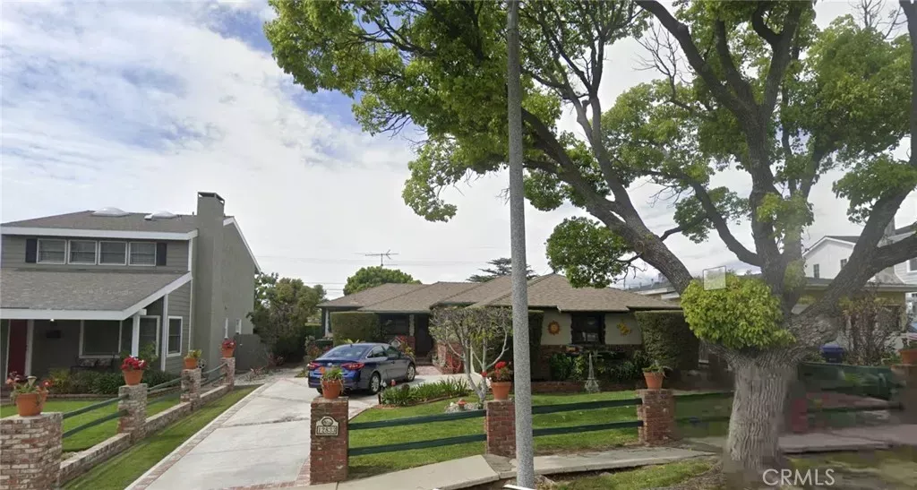 Property Photo:  12833 Indianapolis  CA 90066 