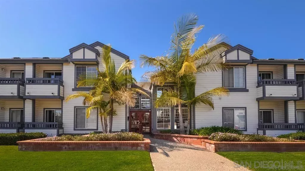 Property Photo: 3950 Cleaveland Ave CA 92103