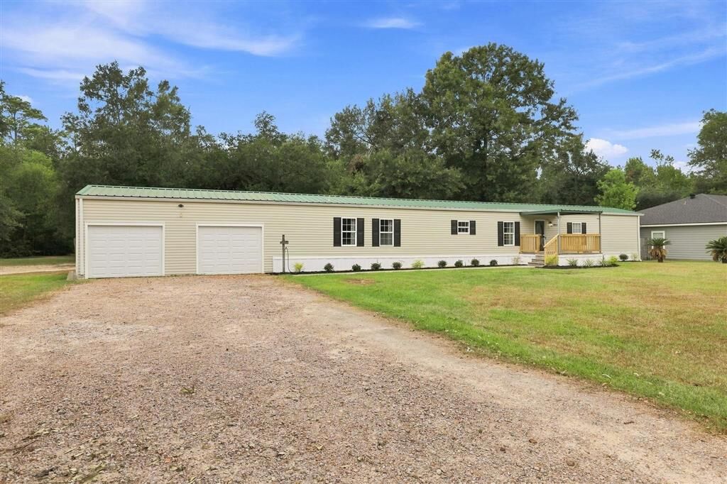 Property Photo:  1851 Marsalise Drive  LA 70663 