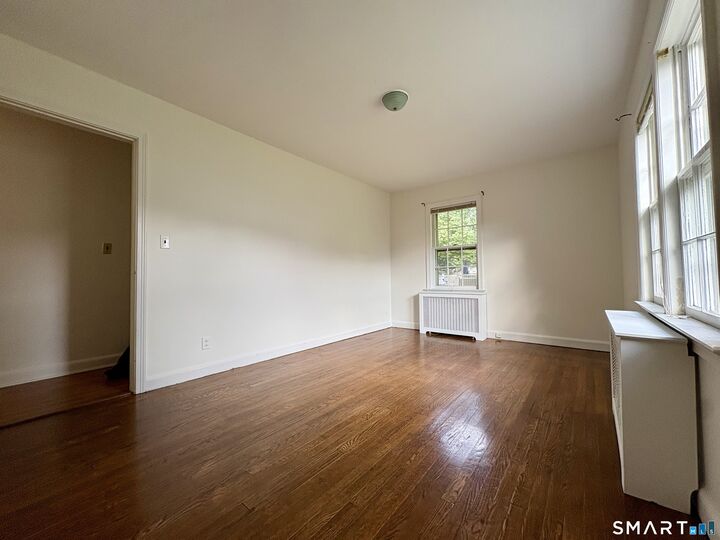 Property Photo:  2727 Boston Post Road  CT 06820 