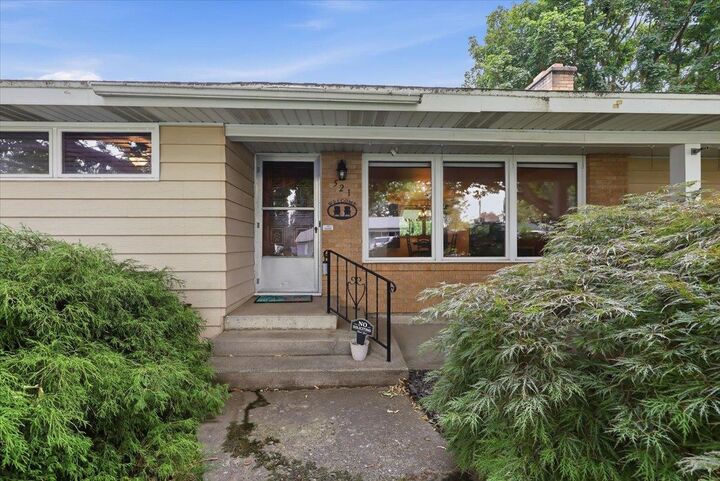 Property Photo: 521 S Union Rd WA 99206