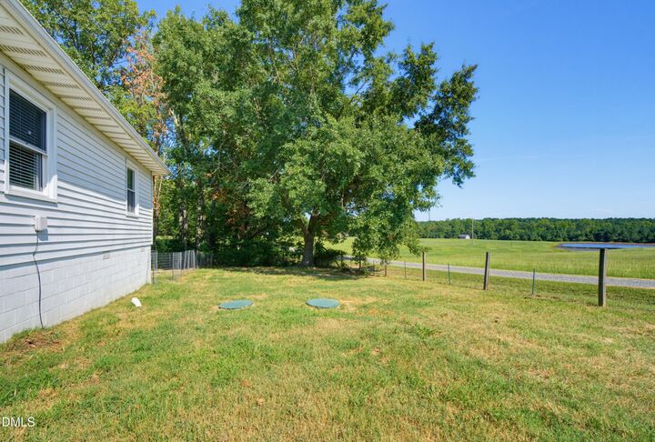 Property Photo: 14928 Creedmoor Road N NC 27587