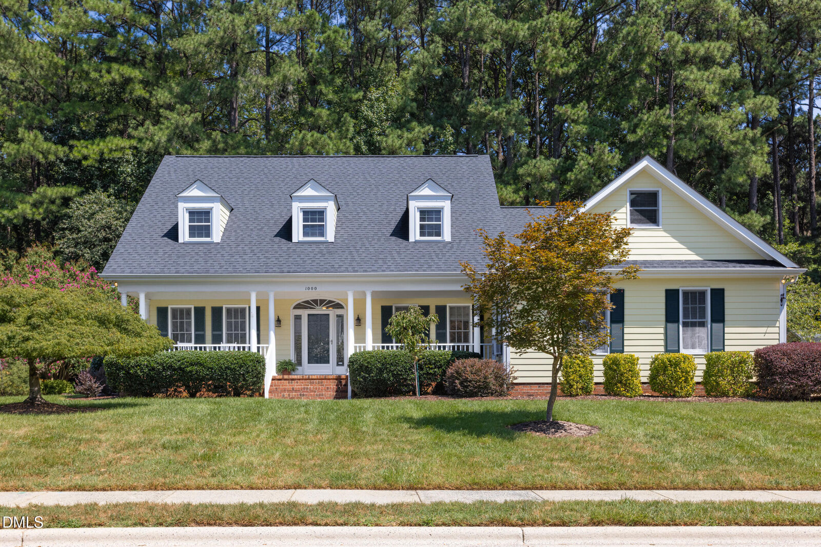 Property Photo:  1000 E Oak Drive  NC 27705 