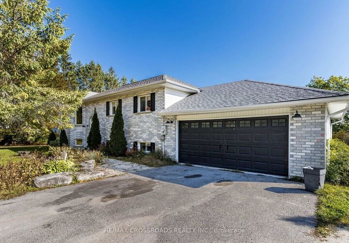 Property Photo: 7093 Concession 3 Road ON L0M 1M0