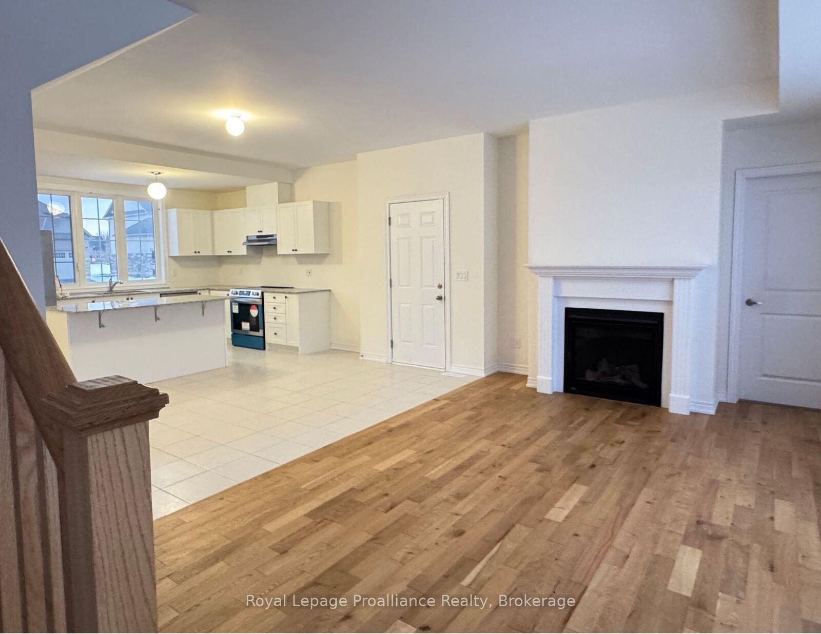 Property Photo: 6 Larissa Park Drive ON K0L 1L0