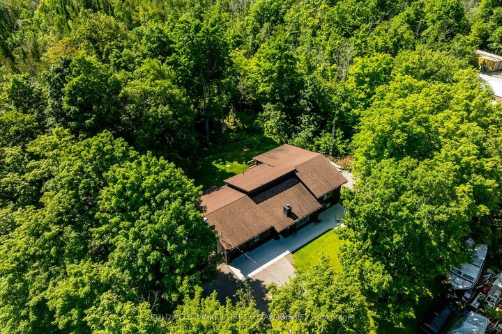 Property Photo: 6779 Roger Stevens Drive ON K7A 4S6
