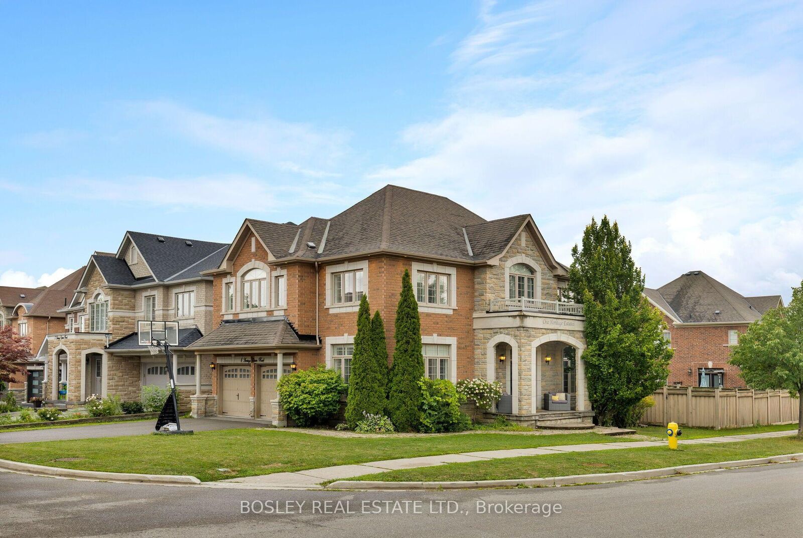 Property Photo: 1 Heritage Estates Road ON L6A 4J7