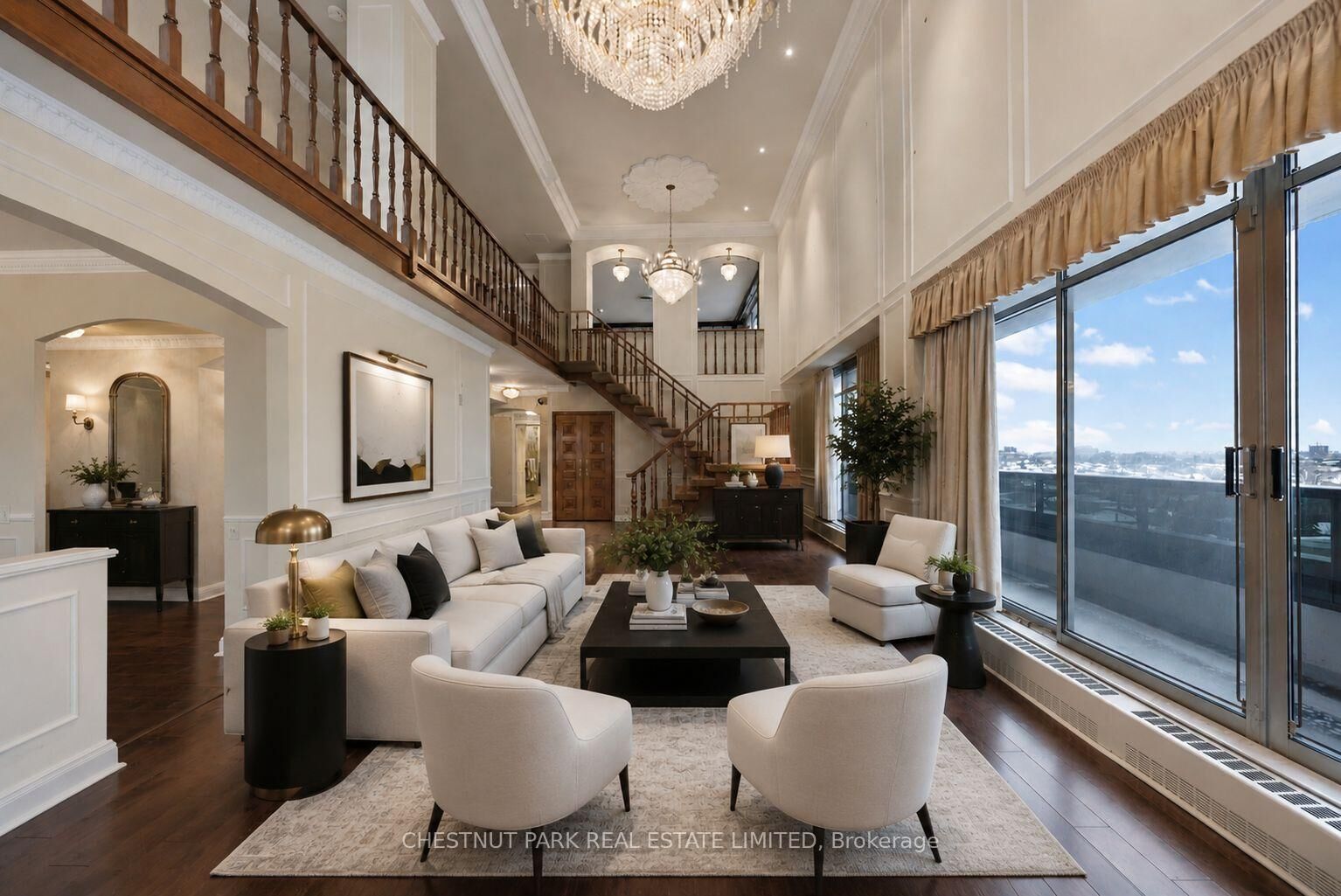 Property Photo: 2600 Bathurst Street Ph 1 ON M6B 2Z4