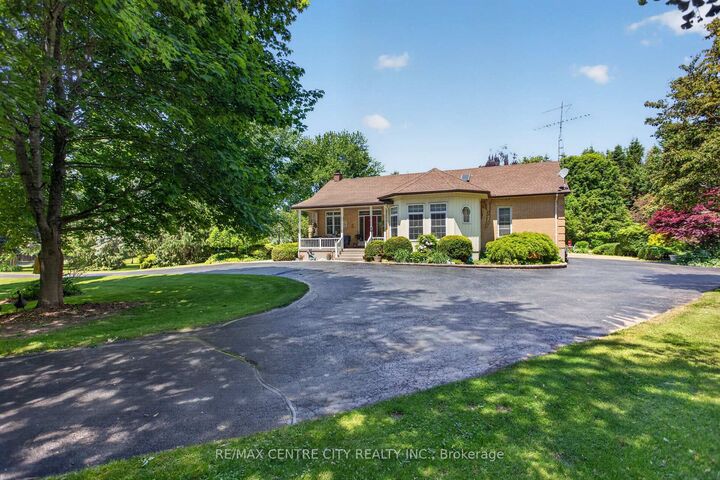 Property Photo: 8982 Yarmouth Centre Road ON N5P 3S6