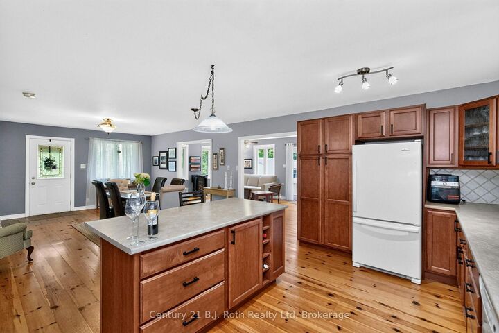 Property Photo: 24 Crescent Drive ON L0K 2A0