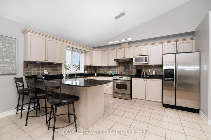 Property Photo: 8093 Beaverton Boulevard ON L2H 3K5