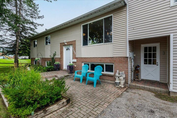 Property Photo: 2593 Lawrence Avenue ON L9S 1C7