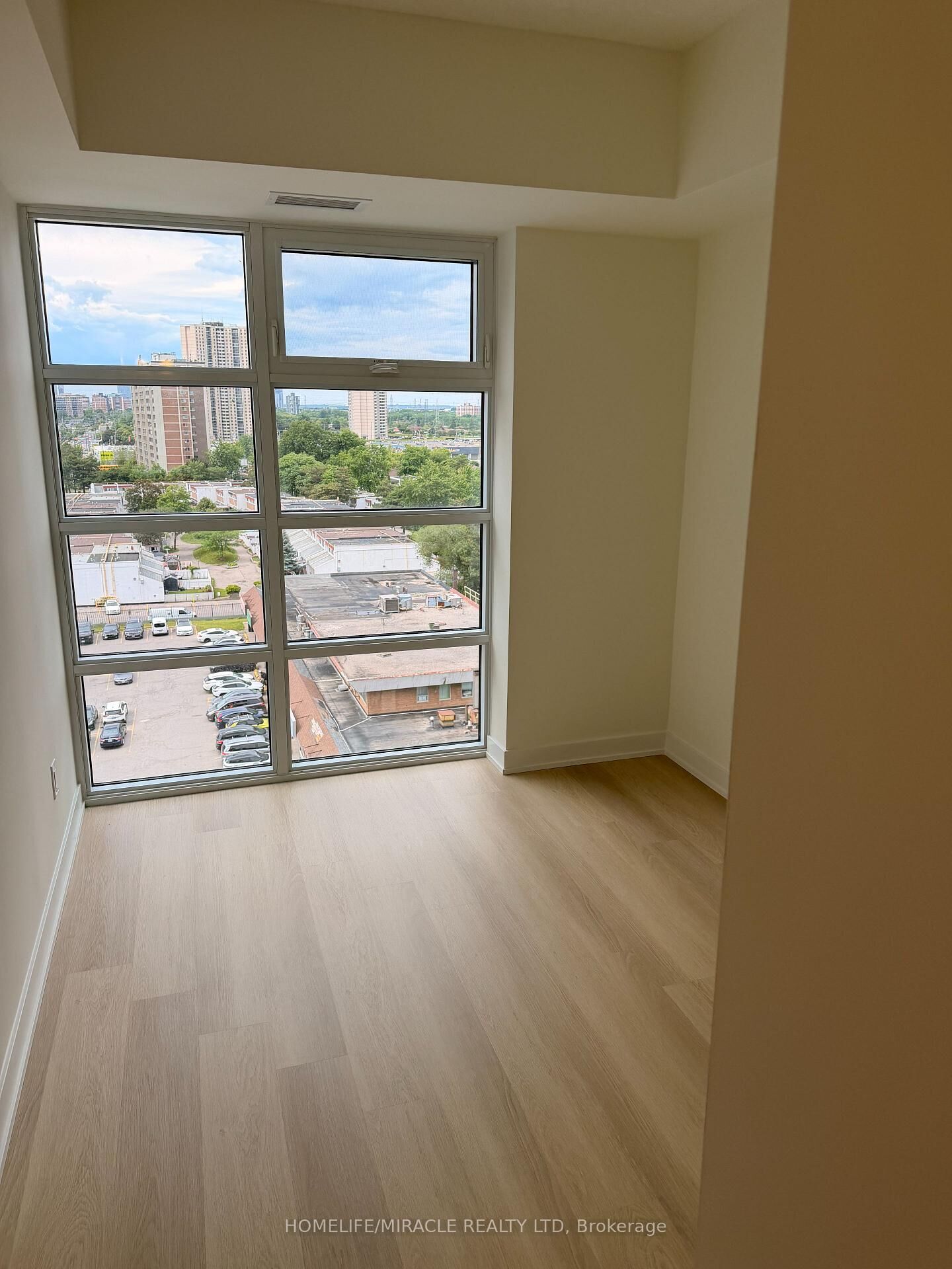 Property Photo:  2825 Jane Street 903  ON M3N 0A8 