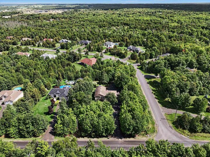 Property Photo: 160 Northcote Drive ON K7C 0C4