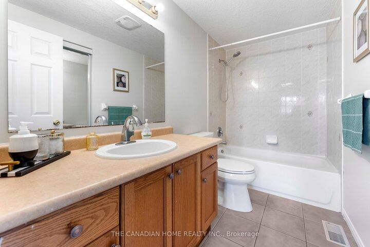 Property Photo:  500 Robert Ferrie Drive  ON N2P 2T7 