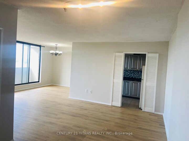 Property Photo: 301 Prudential Drive 907 ON M1P 4V3