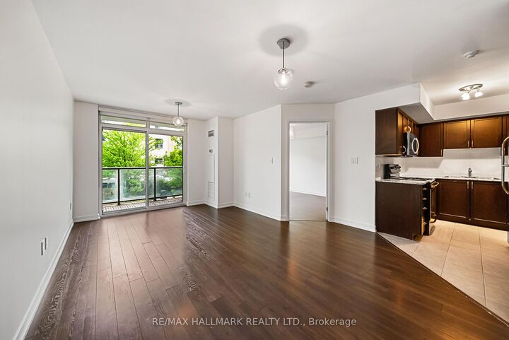 Property Photo: 816 Lansdowne Avenue 103 ON M6H 4K6