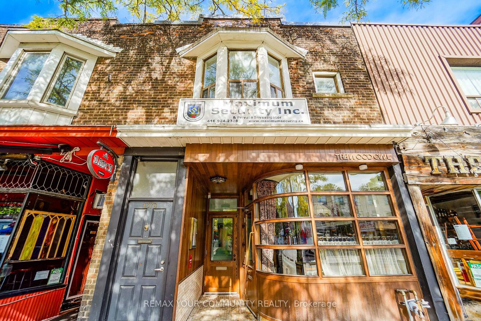 Property Photo:  1378 Danforth Avenue Room 1  ON M4J 3V9 