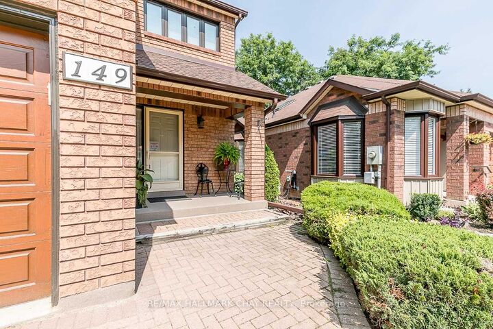 Property Photo: 149 Riverview Road 5 ON L9R 1Y2