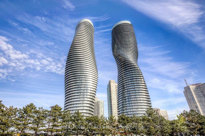 60 Absolute Avenue 5301 — photo 1