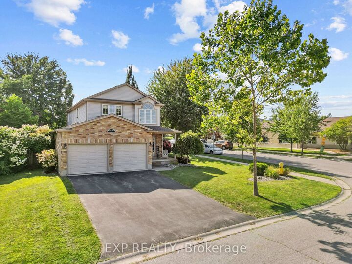 Property Photo:  924 Garibaldi Avenue  ON N5X 4J8 
