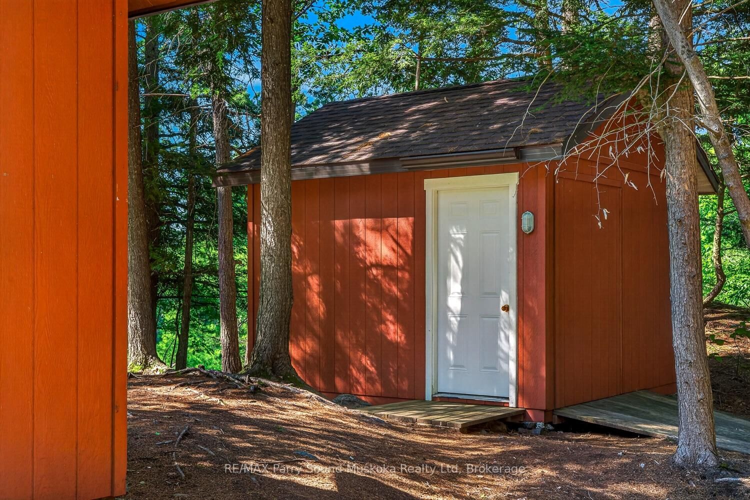 Property Photo:  456 Georgian Bay Water N/A  ON P0C 1H0 